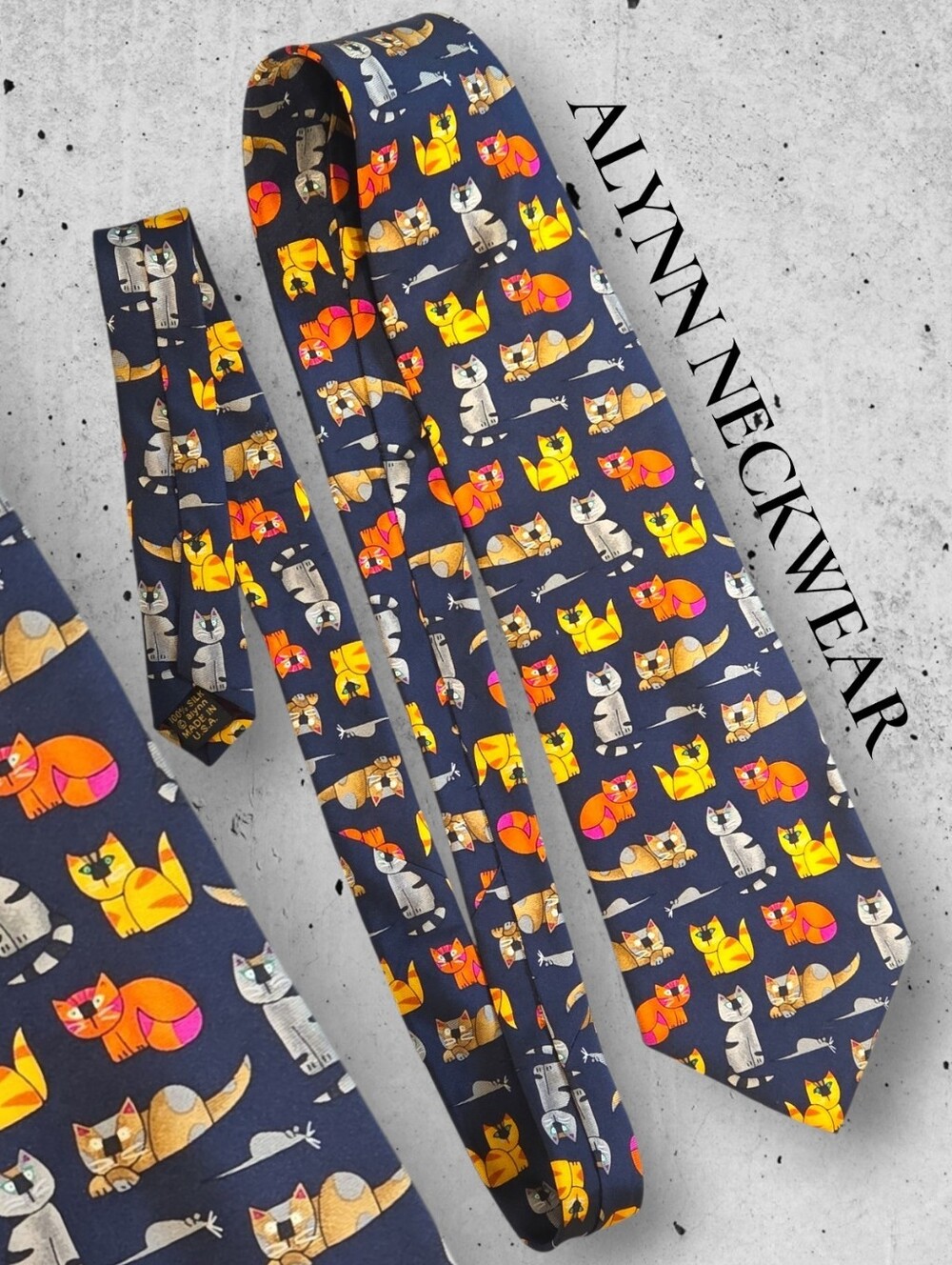 EUC Vintage Alynn Neckwear "Cat & Mouse" Silk Tie Navy Novelty Lederer Cute